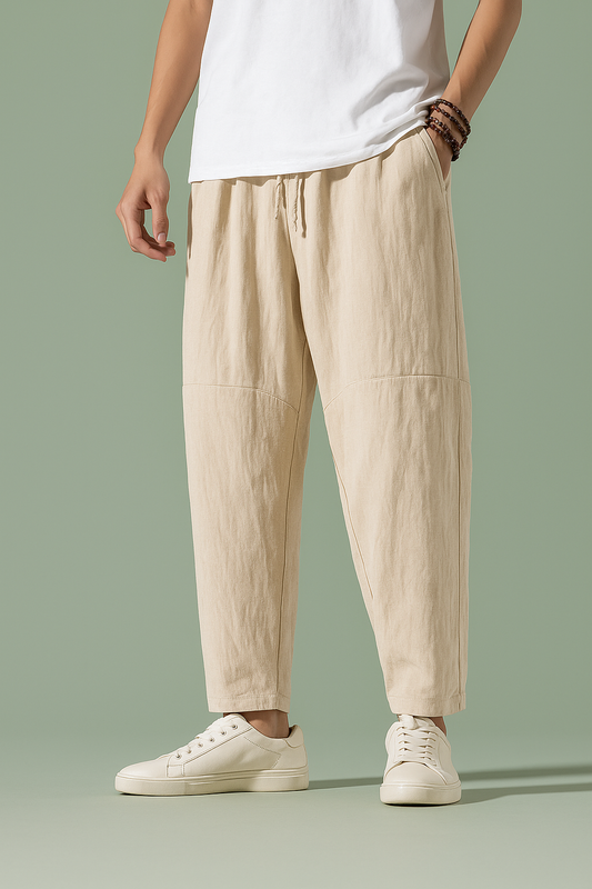 Men Beige Pants €39,99